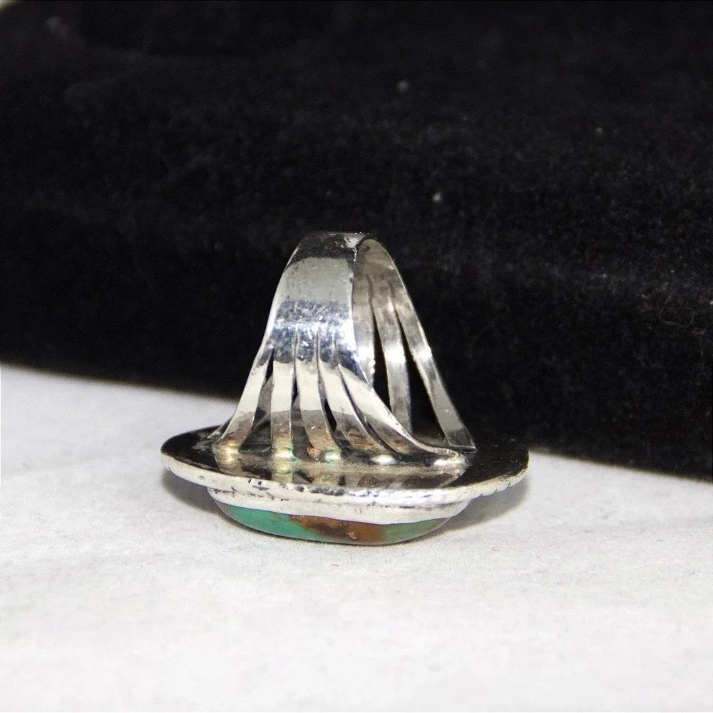 Sterling Silver Turquoise Statement Ring Size 8 Southwestern native america Ring